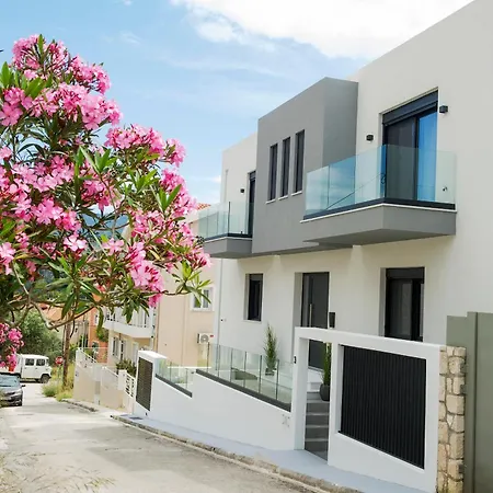 Apartment Grey 2 *